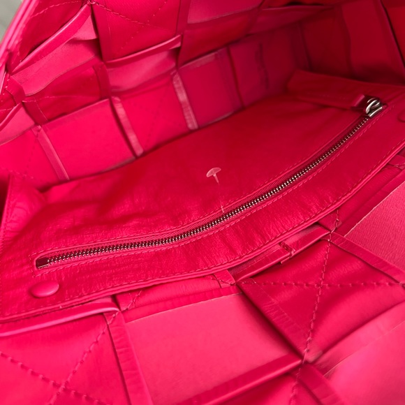 Bottega Veneta Cassette Intrecciato Leather Crossbody Bag Barbie Pink Hot Pink - Picture 8 of 12